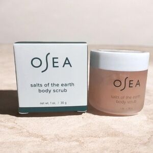 NWT Osea Salts Of The Earth Body Scrub 1oz 30g Travel Size.